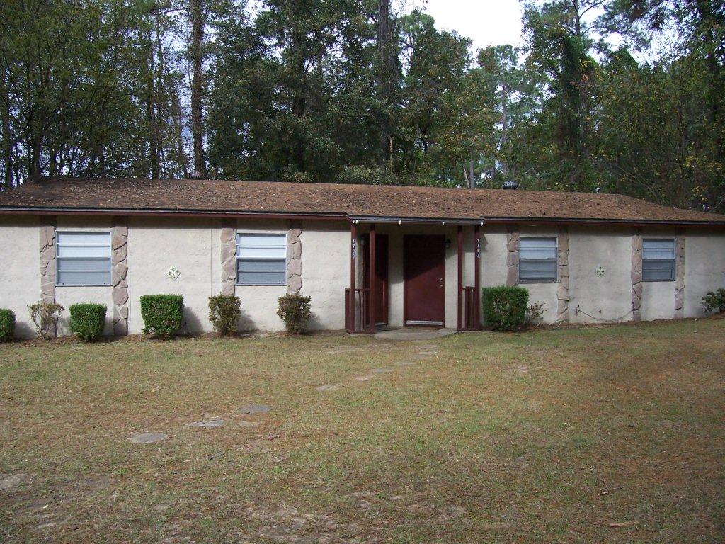 3737 Maria Circle