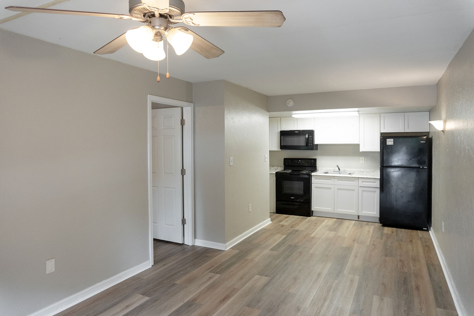 2765 West Tharpe Street - 125