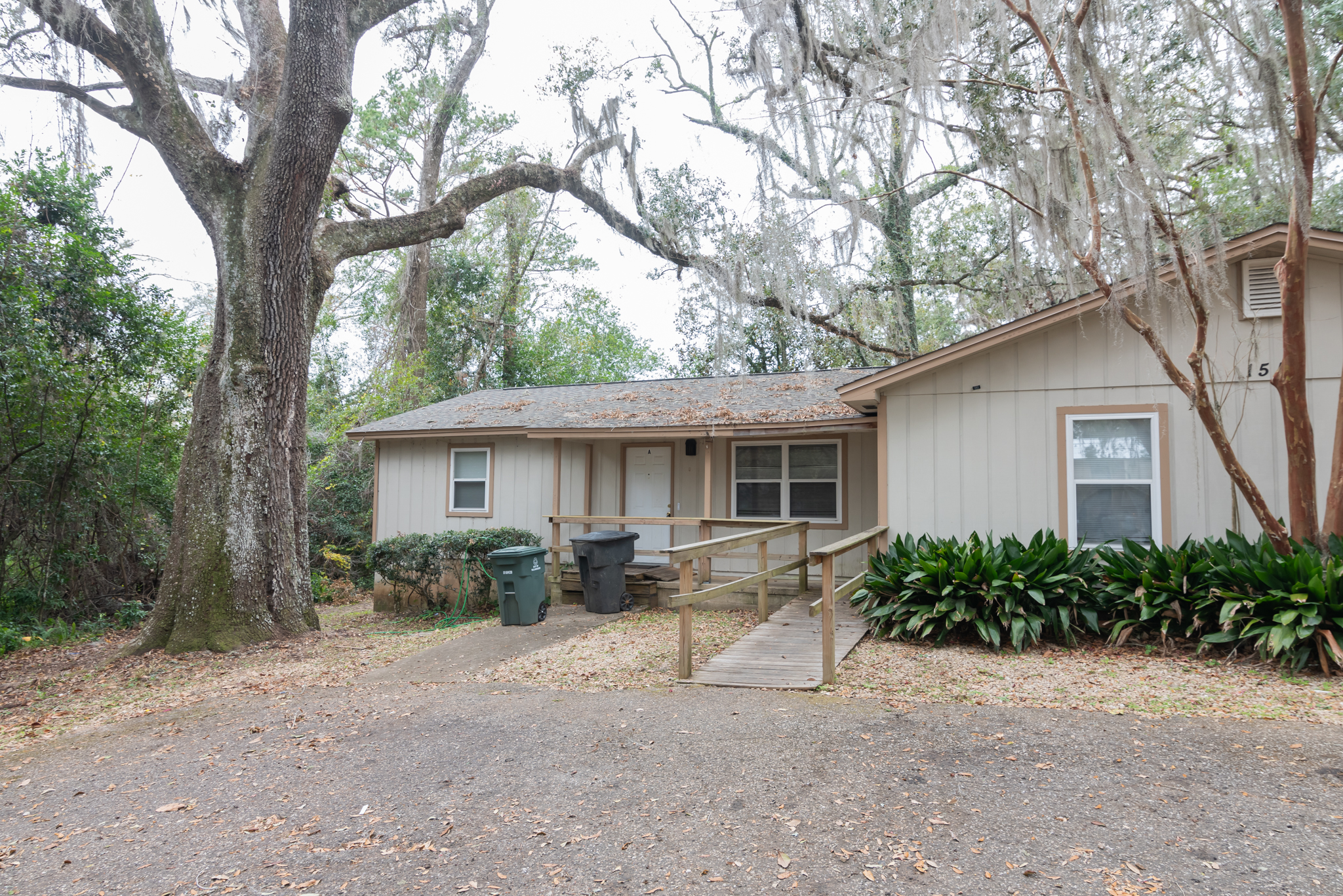 1554A Live Oak Drive