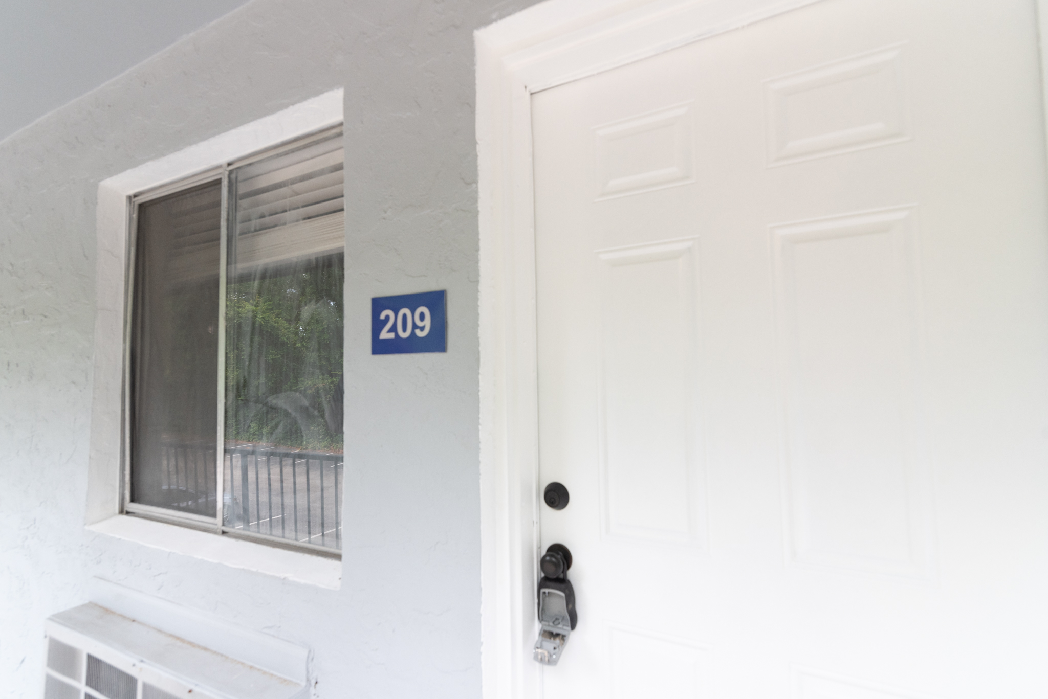 2765 West Tharpe Street - 209