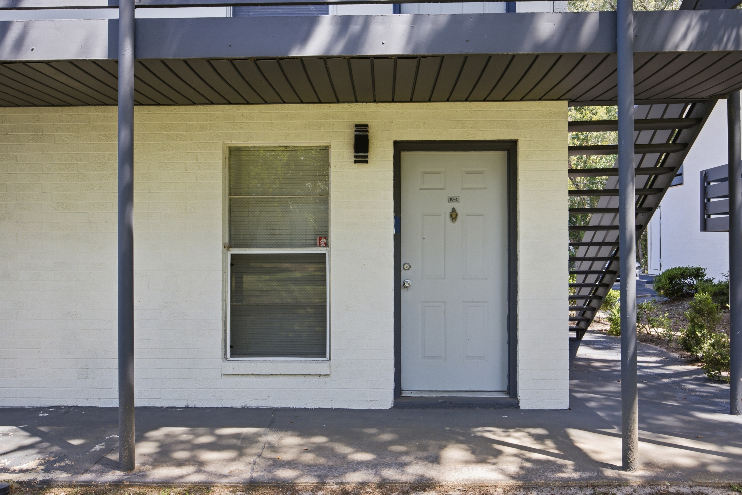 457 White Drive - B4