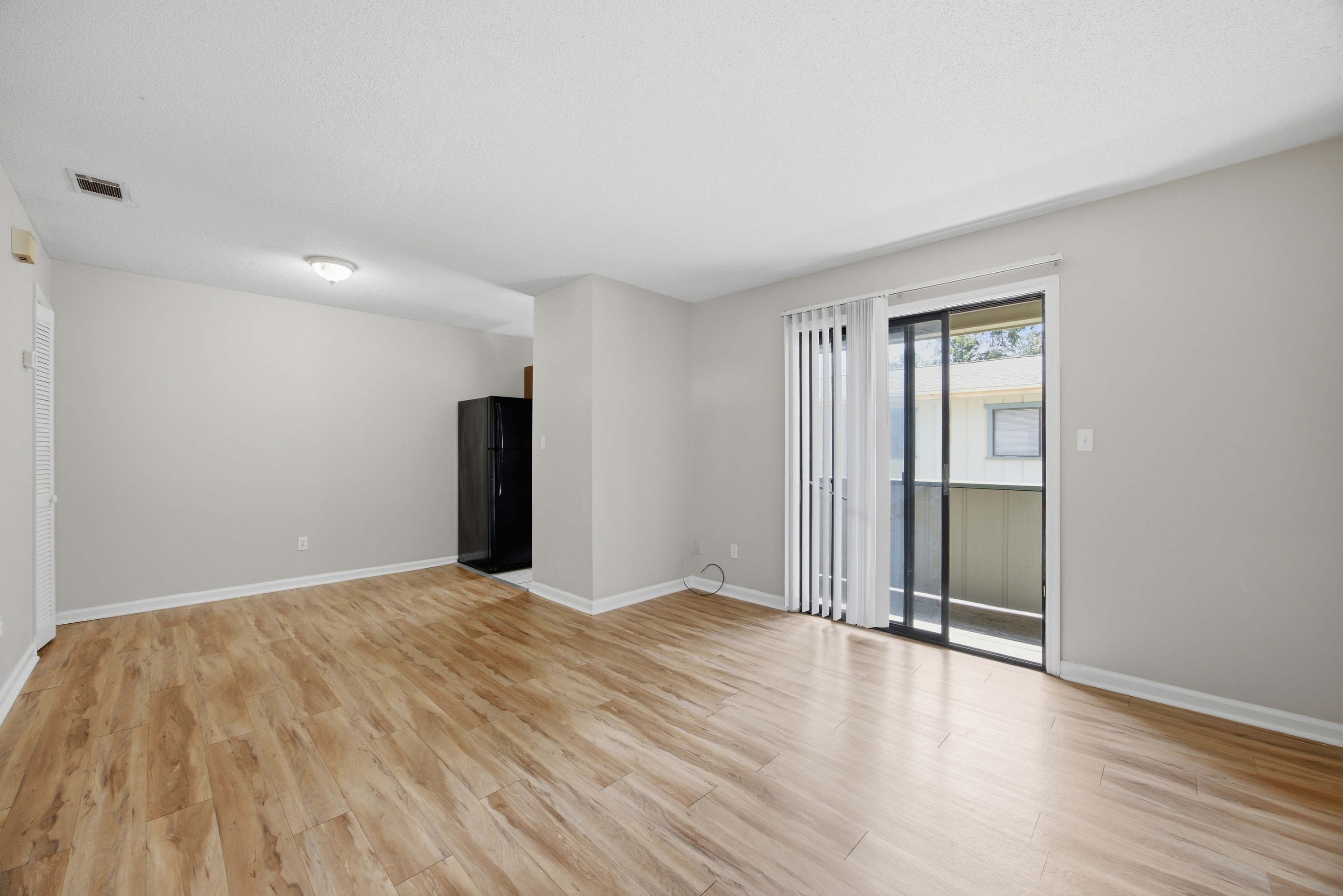 836 Richmond Street - 4